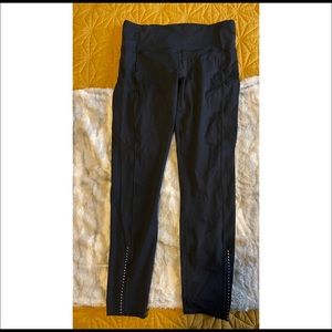 Black fast and free leggings